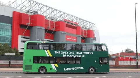 拜仁逆转奇迹！凯恩独中两元，24球纪录再升级，奥利塞神助攻演绎三重奏！